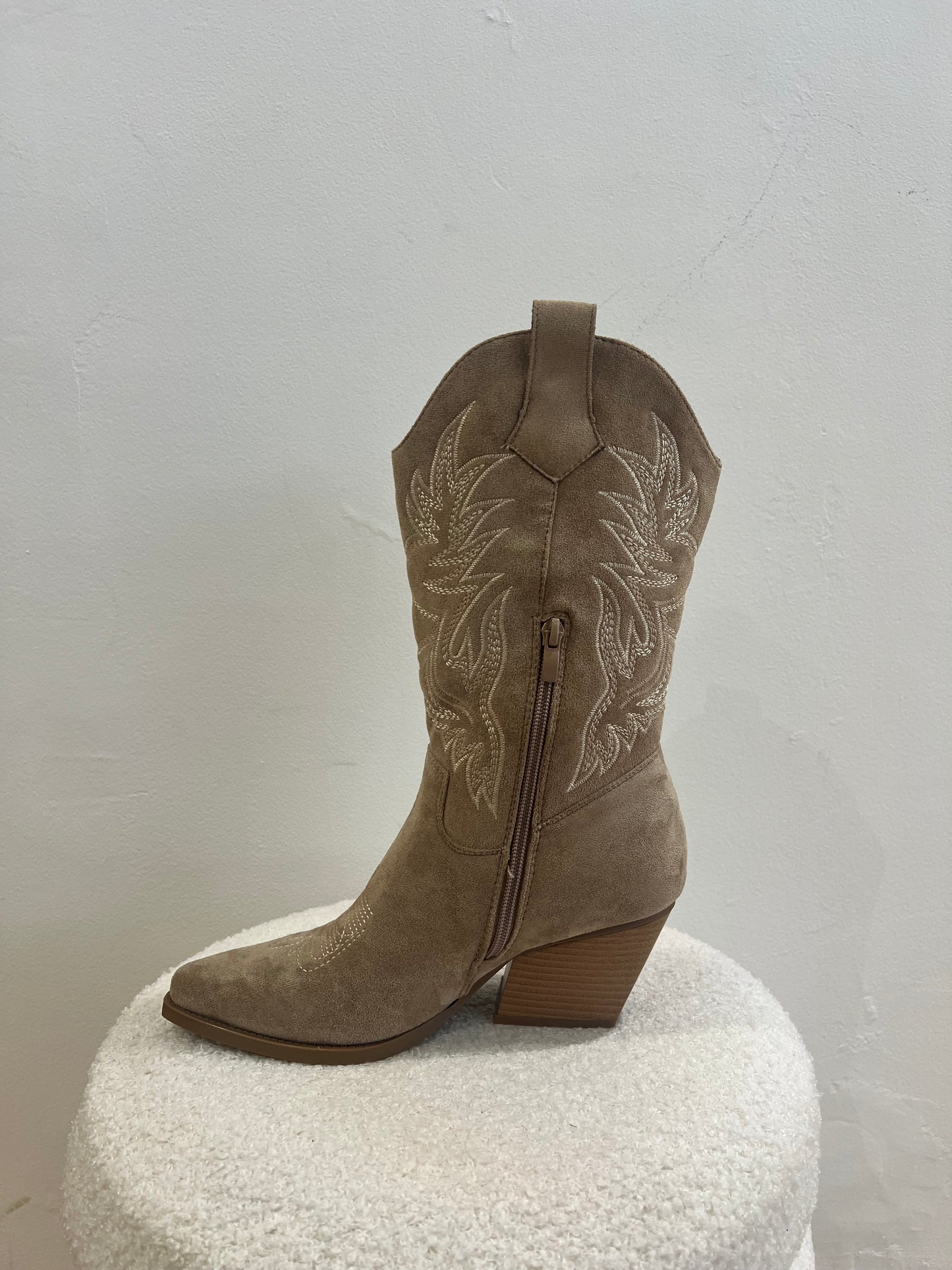 Ashley cowboys boots beige
