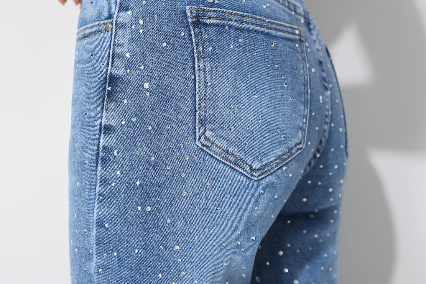 Straight fit full lenght diamond jeans